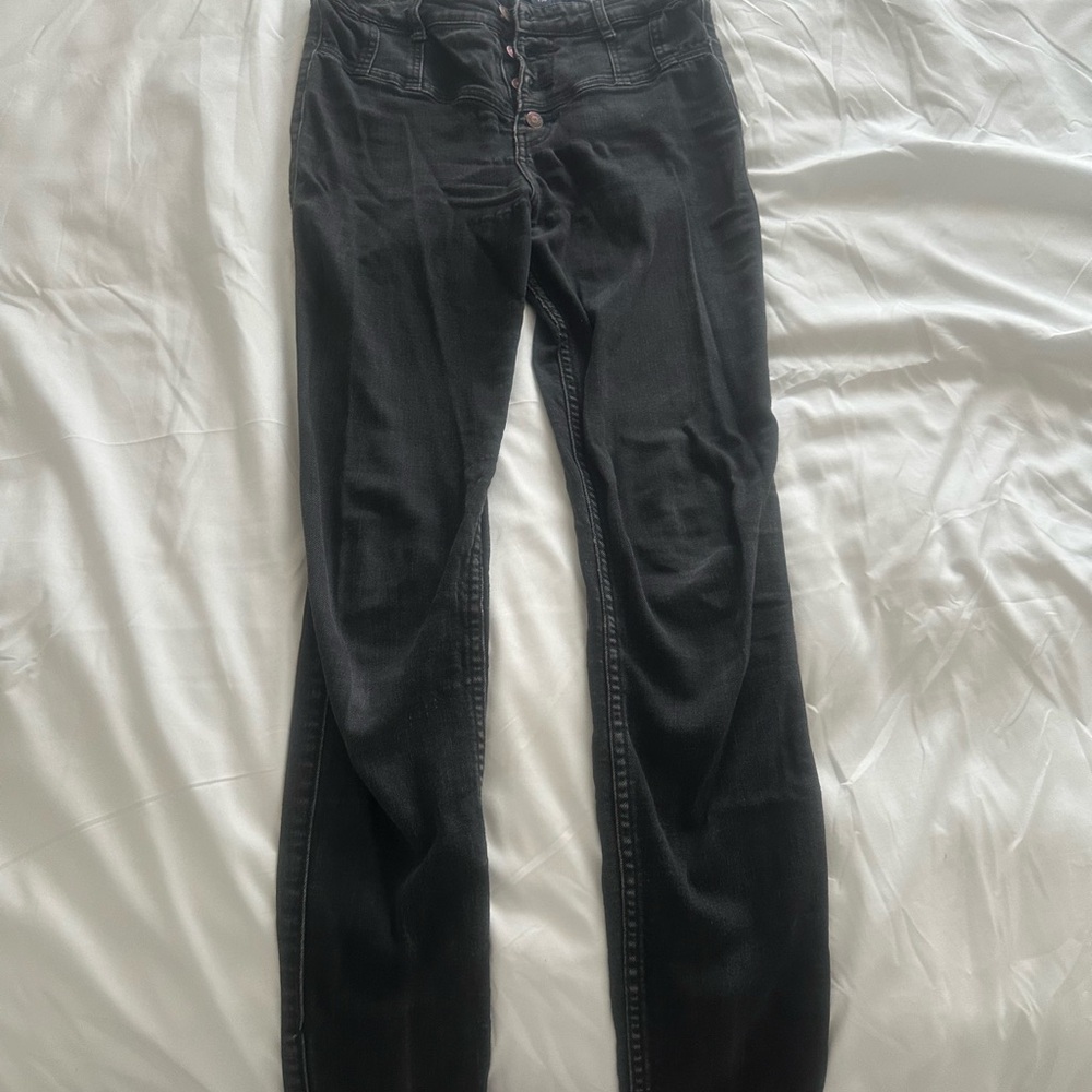 Black High-Waisted Jeans